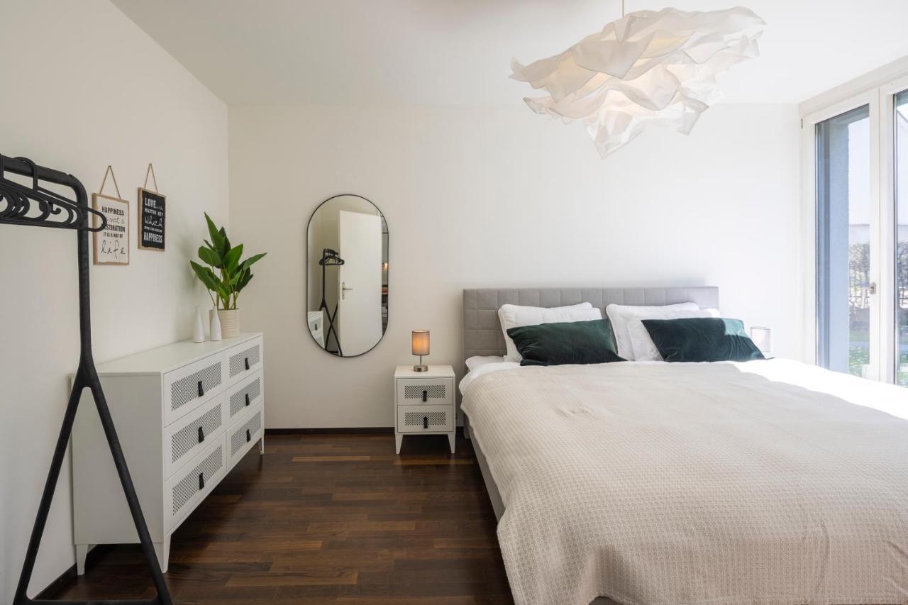 Stayy Green Oasis Near Zurich I Free Parking I Tv Dietikon Bagian luar foto